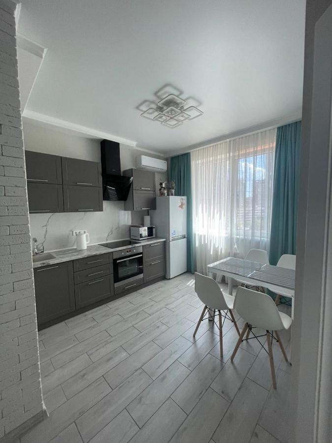 Nika Apartment Odesa Exterior photo